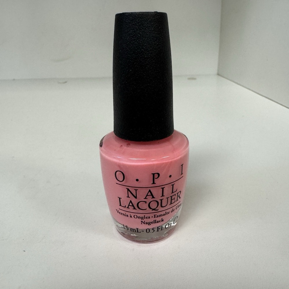 OPI Nail Lacquer I Think In Pink 0.5 oz - NLH38